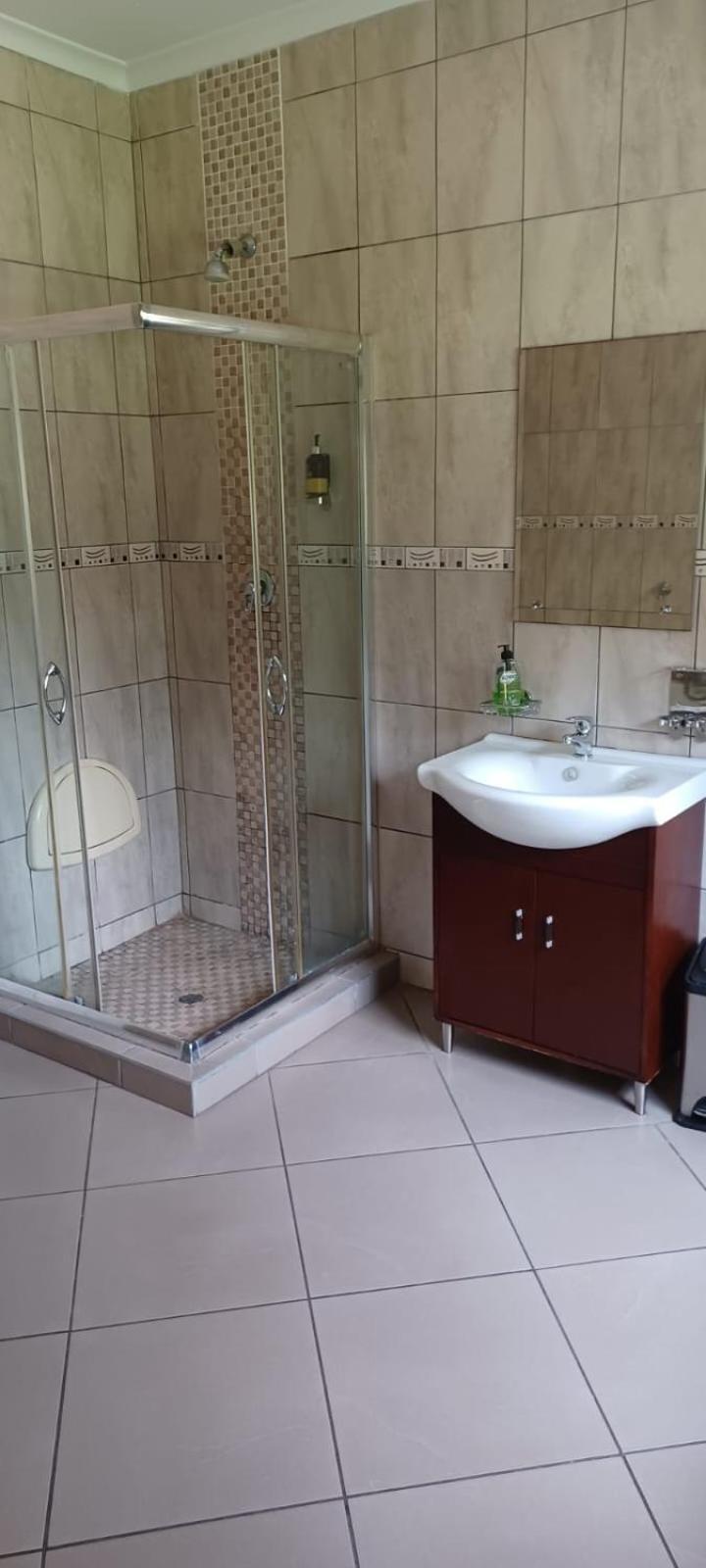 Matina Guest House Йоханесбург Екстериор снимка